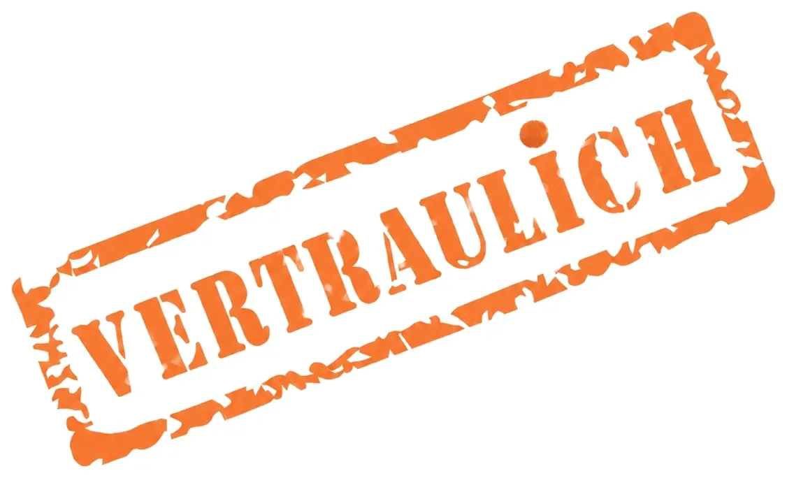 Orangefarbener Stempel „Vertraulich“, schräg gesetzt, mit Jasmins Logokreis als i-Punkt.